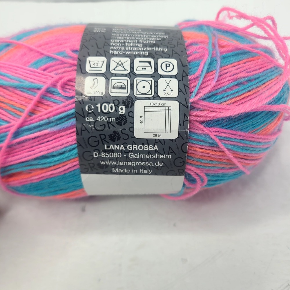 Lana Grossa Meilenweit Neon Yarn 1 Skein 80% Wool 20% Poly Italy - Picture 3 of 3